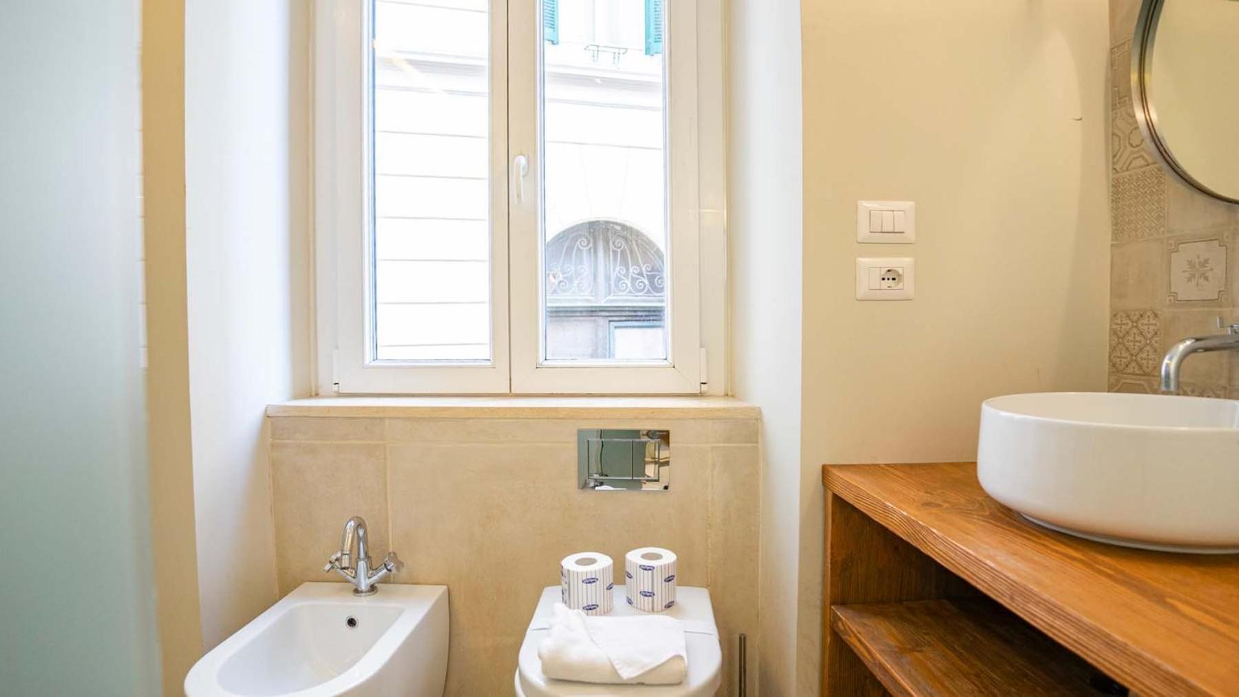 Cozy Nest With Terrace In Trastevere โรม ภายนอก รูปภาพ